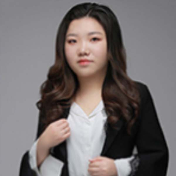 資(zi)深财務(wu)會計(ji) 王竹靈(ling)